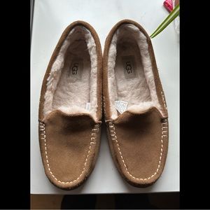 Ugg Ansley Slipper size 8